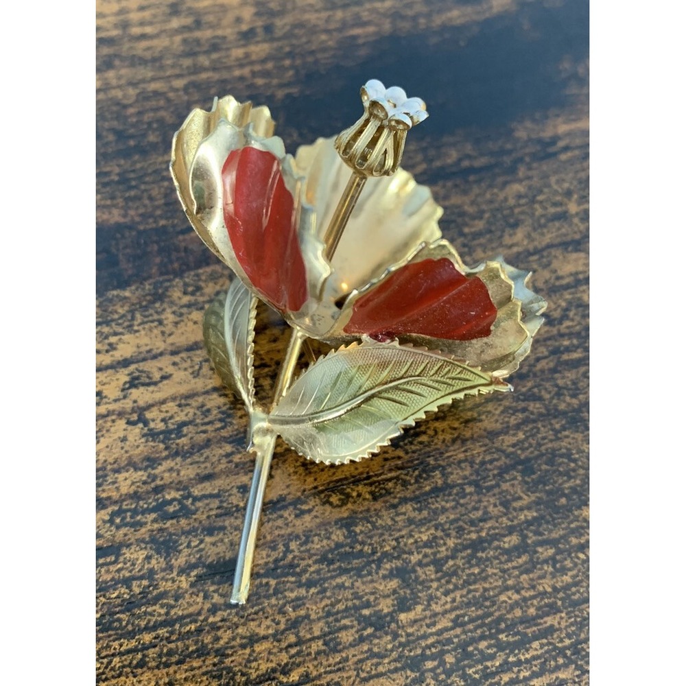 Vintage Goldtone 3D Flower Brooch Pin 2 1/2"